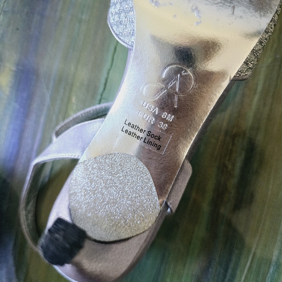 Adrianna Papell Hadleigh Heels - Picture 6 of 8